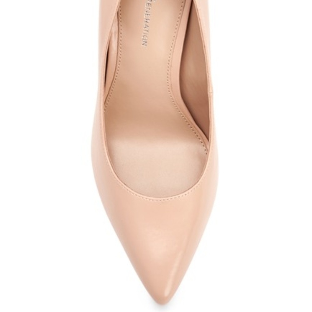 BCBG Classic Pumps NEW! JUST IN! - Picture 4 of 7